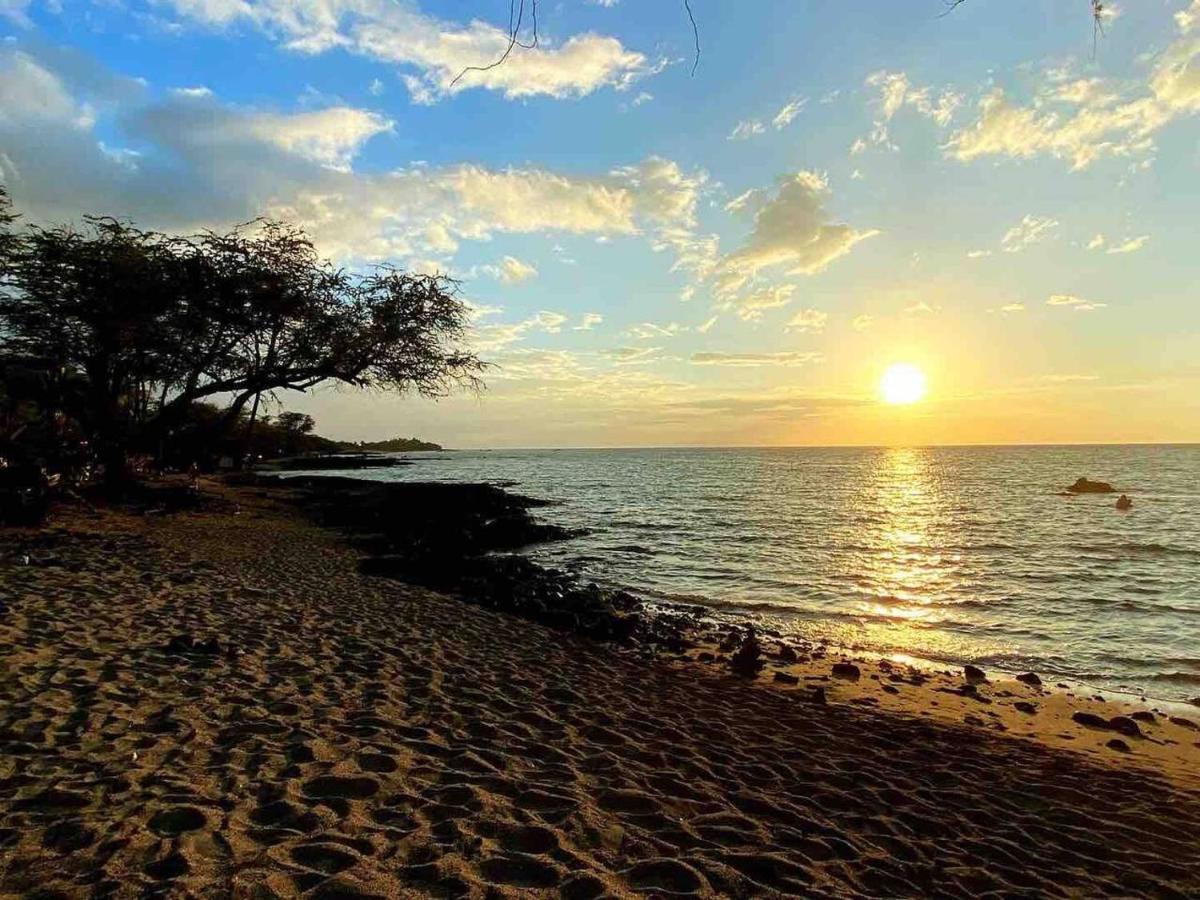 Family Friendly Kailua Bay View Ac Free Parking Walk To Kailua Village Eksteriør bilde